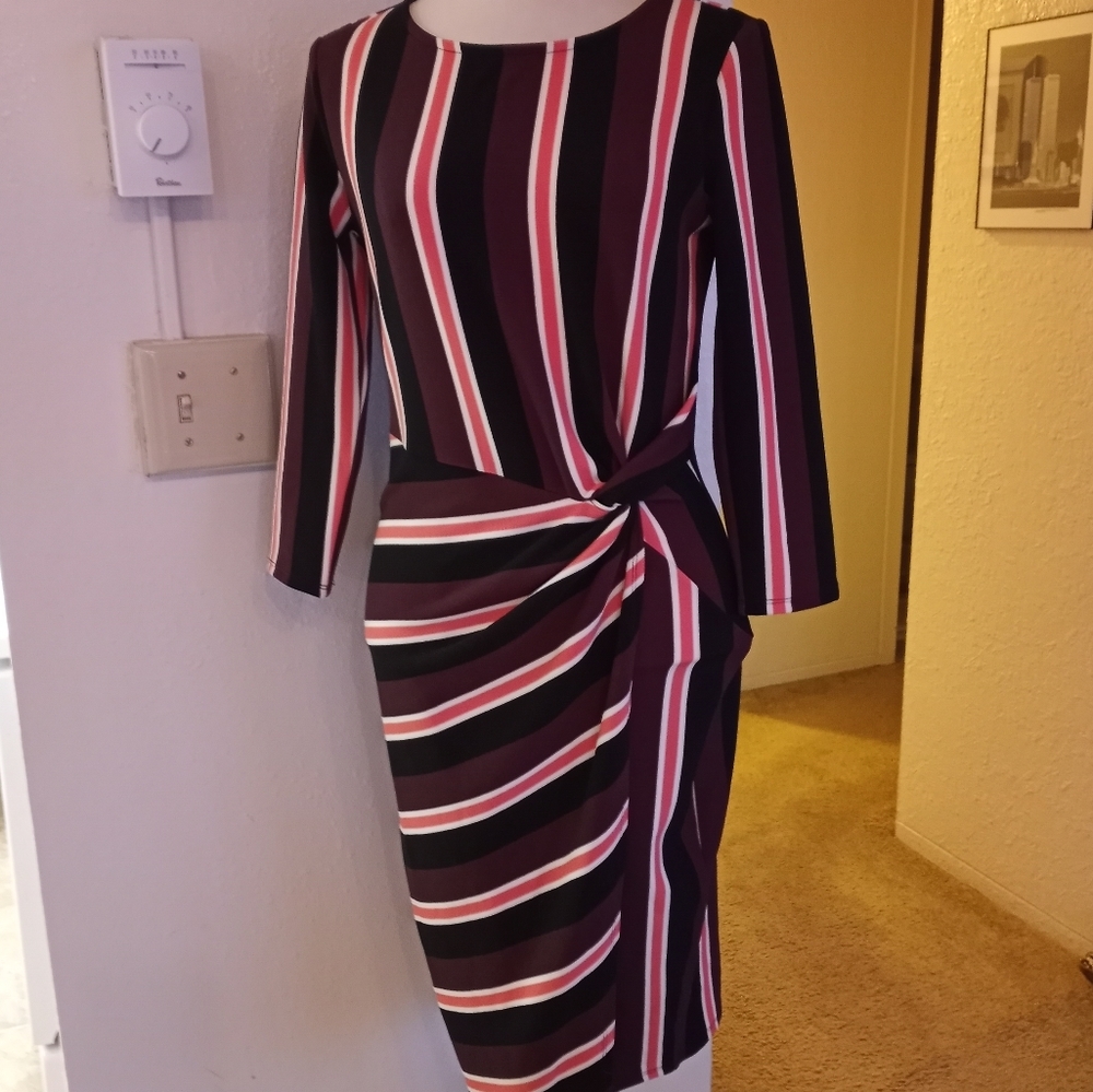 Socialite Multicolored Dress - Picture 5 of 15